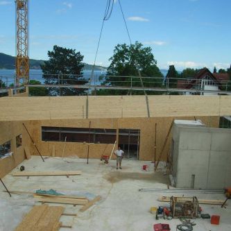 Aufrichten der "Neuen Ortsmitte" in Bodman