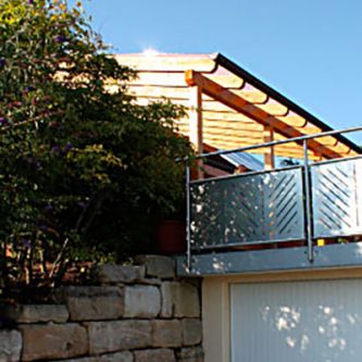 Pergola über Garage